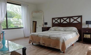 Casa en venta - 5 Dormitorios 3 Baños - Mar del Plata