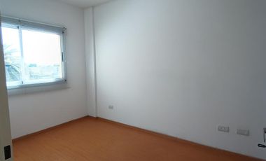 Departamento 2 ambientes en alquiler en Lanús Oeste