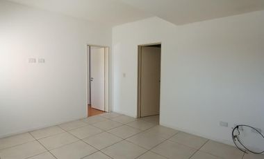 Departamento 2 ambientes en alquiler en Lanús Oeste