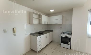 Departamento 2 ambientes en alquiler en Lanús Oeste