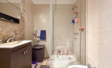 PH de 2 ambientes con patio y terraza propia con parrilla. CAISAMAR