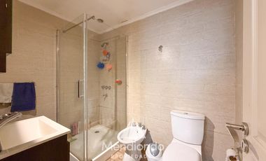 PH de 2 ambientes con patio y terraza propia con parrilla. CAISAMAR