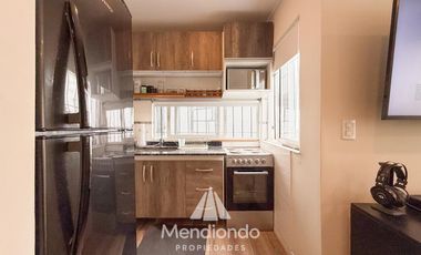 PH de 2 ambientes con patio y terraza propia con parrilla. CAISAMAR