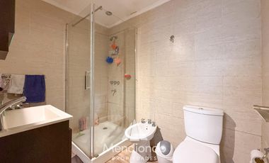 PH de 2 ambientes con patio y terraza propia con parrilla. CAISAMAR