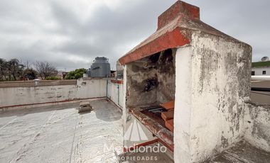 PH de 2 ambientes con patio y terraza propia con parrilla. CAISAMAR