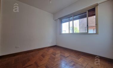Departamento en Alquiler en Villa Ballester 2 ambientes Céntrico