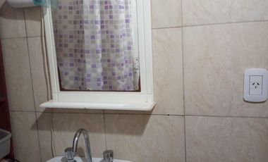 Casa en venta - 2 Dormitorios 1 Baño - 86Mts2 - Villa Parque Sicardi