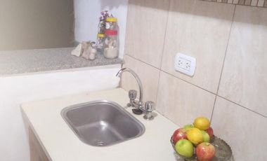 Casa en venta - 2 Dormitorios 1 Baño - 86Mts2 - Villa Parque Sicardi