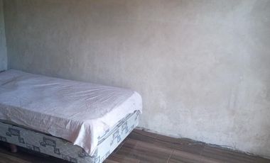 Casa en venta - 2 Dormitorios 1 Baño - 86Mts2 - Villa Parque Sicardi