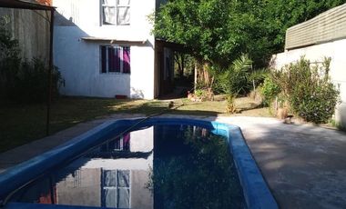 Casa en venta - 2 Dormitorios 1 Baño - 86Mts2 - Villa Parque Sicardi