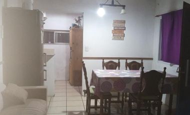 Casa en venta - 2 Dormitorios 1 Baño - 86Mts2 - Villa Parque Sicardi