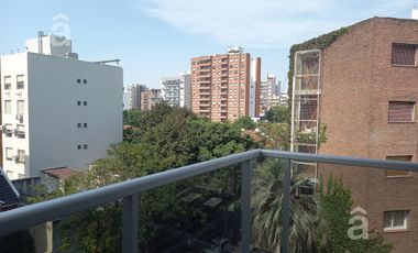 2 amb Amplio- Zona céntrica de Villa Ballester.