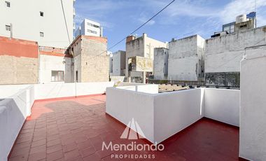 PH 3 amb.   dep. con balcón terraza al frente y terraza propia. Zona Aldrey.