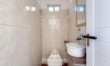 PH 3 amb.   dep. con balcón terraza al frente y terraza propia. Zona Aldrey.