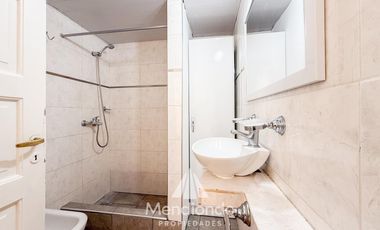 PH 3 amb.   dep. con balcón terraza al frente y terraza propia. Zona Aldrey.