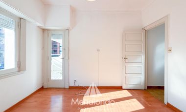 PH 3 amb.   dep. con balcón terraza al frente y terraza propia. Zona Aldrey.