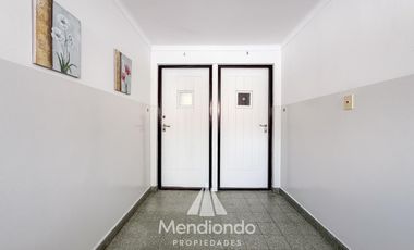 PH 3 amb.   dep. con balcón terraza al frente y terraza propia. Zona Aldrey.