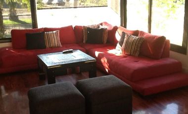 Casa en alquiler - 4 Dormitorios 6 Baños - Cocheras - 1.224Mts2 - Godoy Cruz