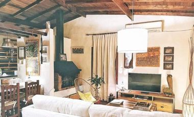 Casa en venta - 2 Dormitorios 2 Baños - Sierra de Los Padres