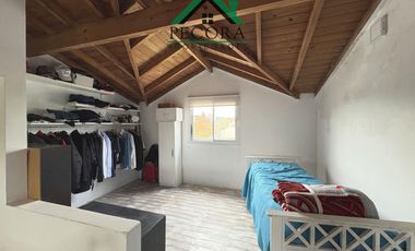 Triplex - Barrio Jardines de Escobar - Olazabal 390