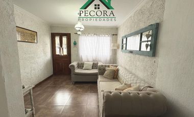 Triplex - Barrio Jardines de Escobar - Olazabal 390