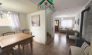 Triplex - Barrio Jardines de Escobar - Olazabal 390