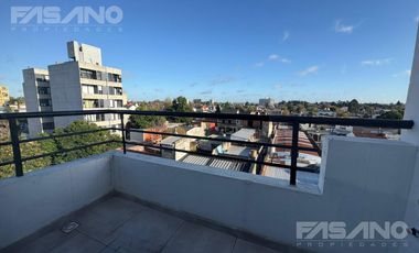 Departamento dos ambientes en  Martin Coronado