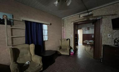 Arredondo 3900, Wilde ¡Casa en venta!