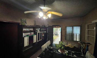 Arredondo 3900, Wilde ¡Casa en venta!