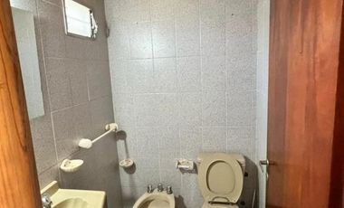 Casa en venta - 2 Dormitorios 2 Baños - Quilmes