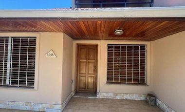 Casa en venta - 2 Dormitorios 2 Baños - Quilmes