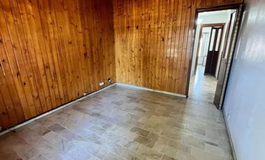 Casa en venta - 2 Dormitorios 2 Baños - Quilmes