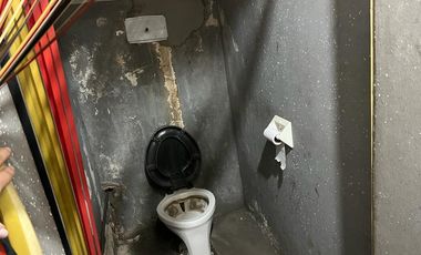 Depósito de 200m2 en VENTA - Barracas