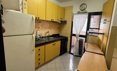 Departamento en venta - 3 Dormitorios 2 Baños - Lanús
