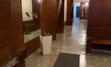 Departamento en venta - 3 Dormitorios 2 Baños - Lanús