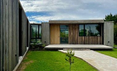 Casa en venta - 4 Dormitorios 3 Baños - 1.400Mts2 - Pinamar