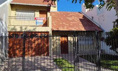 Casa en Las Grutas excelente ubicación a 100 mts de la cuarta bajada