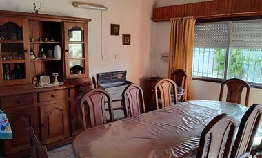 Casa en Las Grutas excelente ubicación a 100 mts de la cuarta bajada