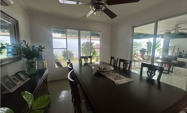CASA CONJUNTO DE DOS NIVELES EN VENTA SECTOR BUENAVISTA
