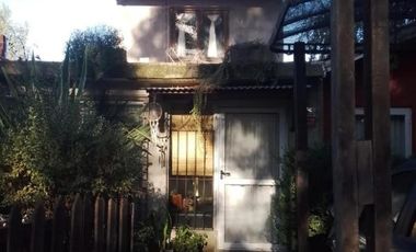 Casa en venta - 5 Dormitorios 3 Baños - Mar del Plata