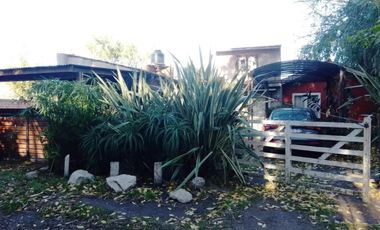 Casa en venta - 5 Dormitorios 3 Baños - Mar del Plata