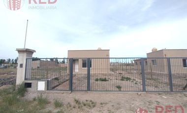 Vende Casa a estrenar 3 dormitorios en Barrio Reggio I Fernandez Oro