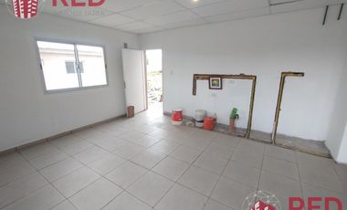 Vende Casa a estrenar 3 dormitorios en Barrio Reggio I Fernandez Oro