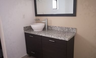 Casa modelo Hondarribia en Puerta Real 2, 3 recámaras, sala TV.