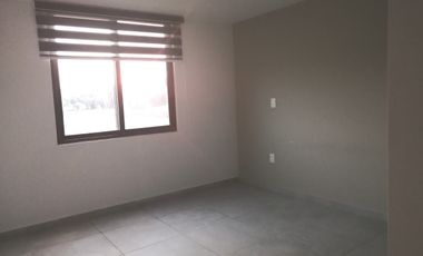 Casa modelo Hondarribia en Puerta Real 2, 3 recámaras, sala TV.