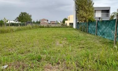 Venta Terreno en barrio Las Tardes, Roldán