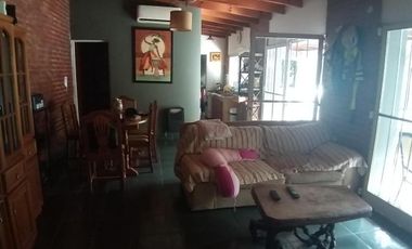 Casa en venta  - 2 Dormitorios 2 Baños - 750Mts2 - Berazategui