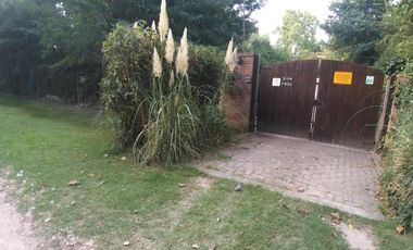 Casa en venta  - 2 Dormitorios 2 Baños - 750Mts2 - Berazategui