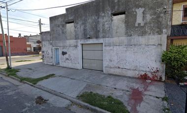 Deposito en venta - 335 m2 - Sarandi.