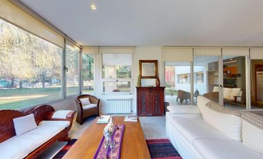 Casa en venta - 3 Dormitorios 3 Baños - Cochera - 1.673Mts2 - Club Miralagos